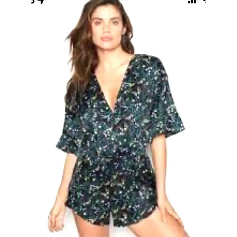 Victoria's Secret Satin Ditsy Floral Romper Shorts One Piece sz M NEW W‎ Tags